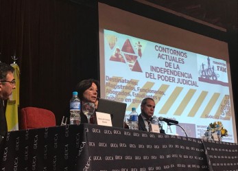 Magistrados y funcionarios expusieron sobre la independencia judicial